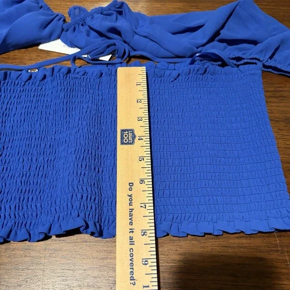 Naked Zebra NWT Woman's Off Shoulder Smocked Long Sleeve Crop Top Size L Blue - Picture 11 of 11